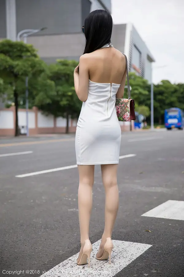 Vol. 01149 Angela小热巴(77P)