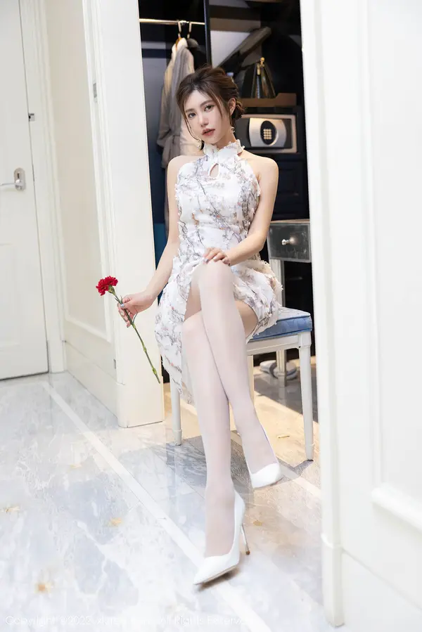 Vol. 05713 绮里嘉ula(99P)