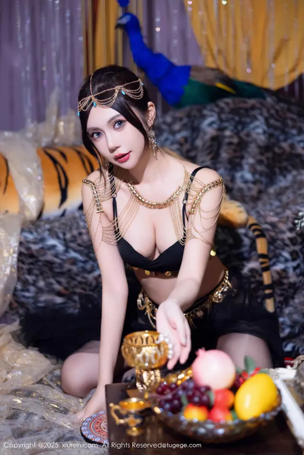 Vol. 10018 绮里嘉ula(80P)