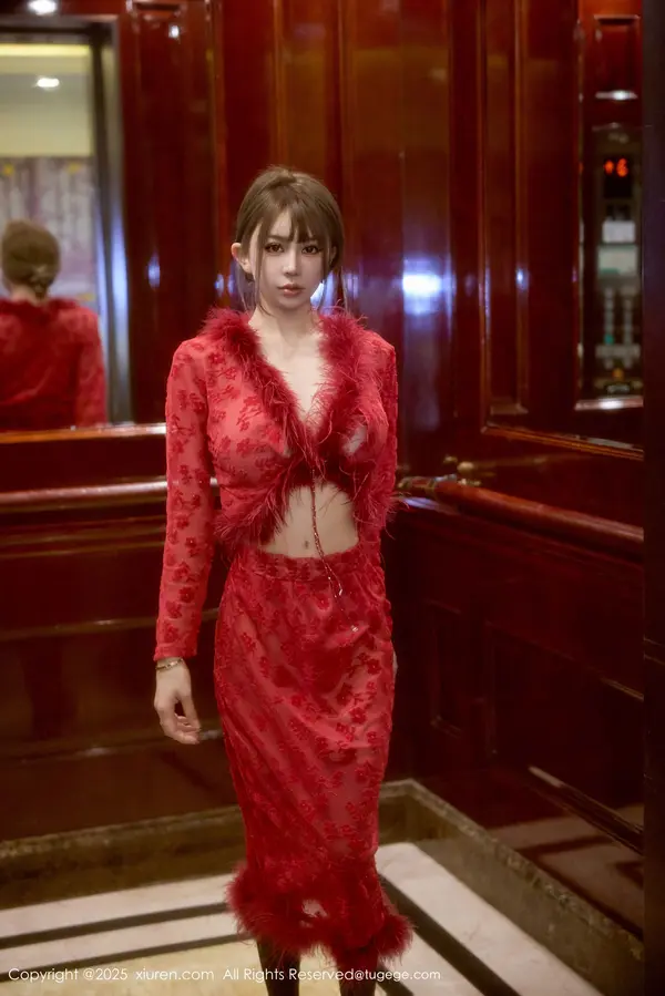 Vol. 10848 Zoe柚柚(53P)