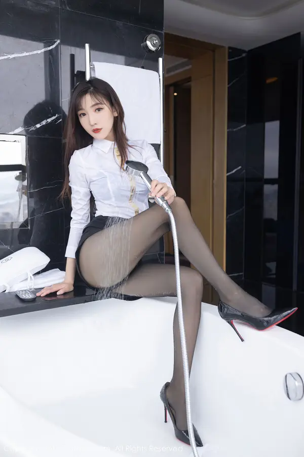 Vol. 05183 陆萱萱(74P)