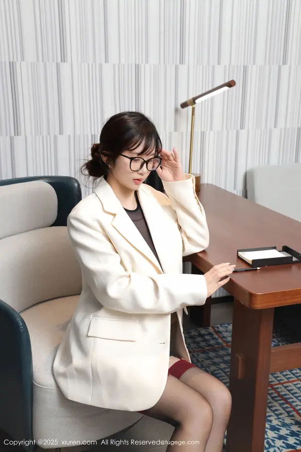 Vol. 10805 小肉肉咪(73P)