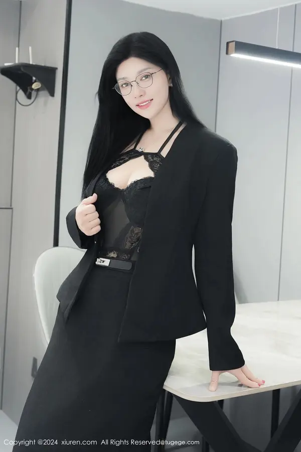 Vol. 09639 雅茹老师(82P)