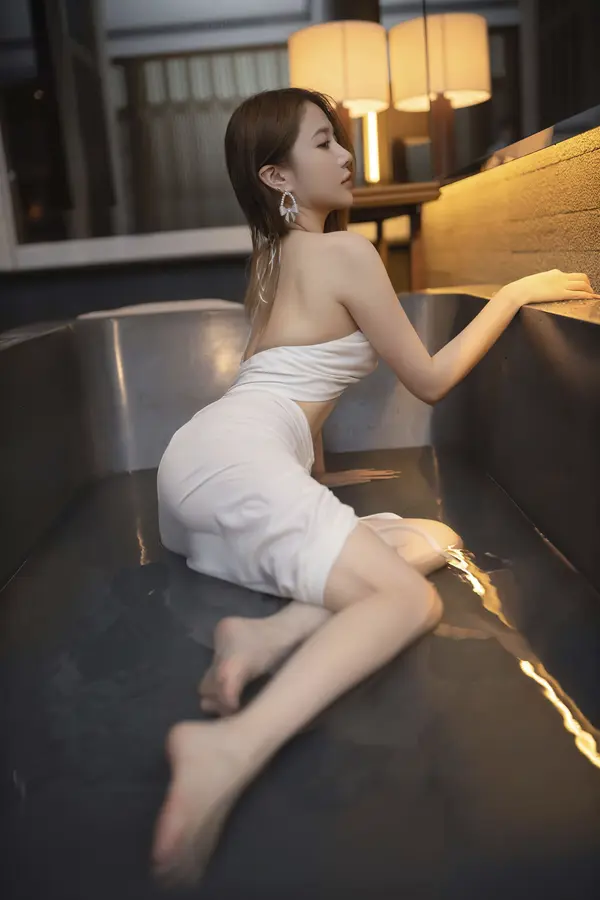 鱼子酱Fish《长湖畔野餐》(116P)