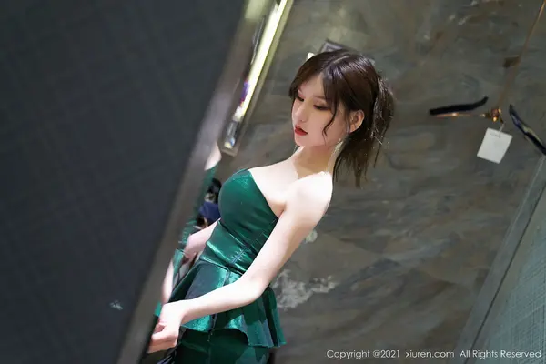 Vol. 03321 周于希Sandy(52P)