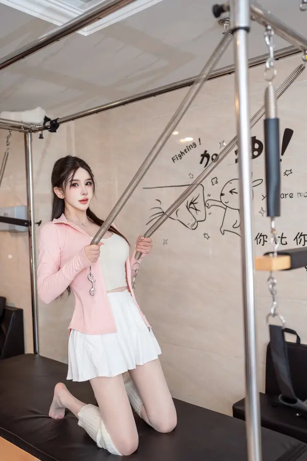 Vol. 0408 李丽莎《私购流出》(90P)