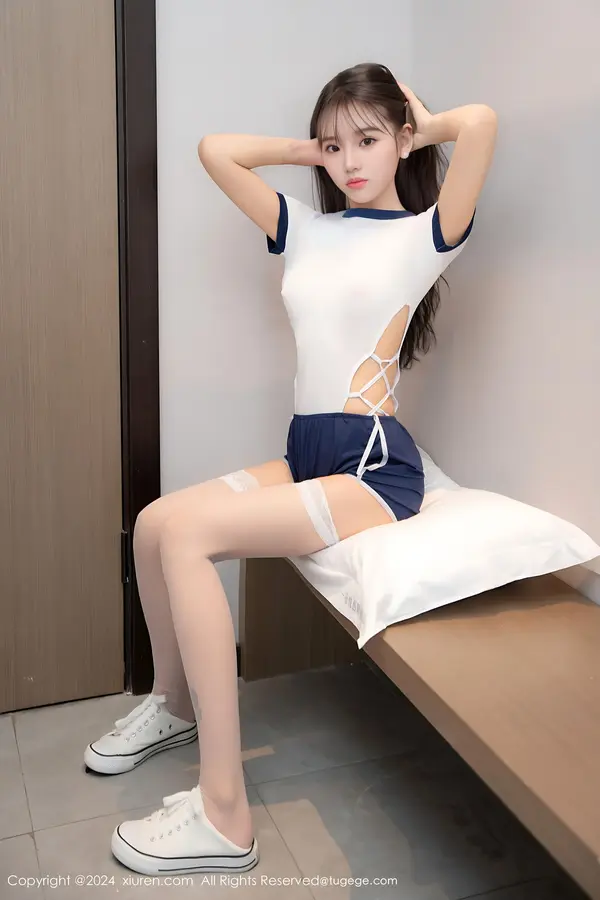 Vol. 09654 羊大衣(44P)
