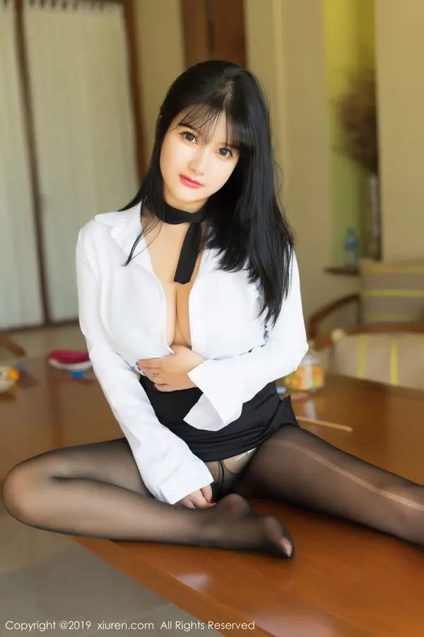 Vol. 01653 小尤奈(54P)