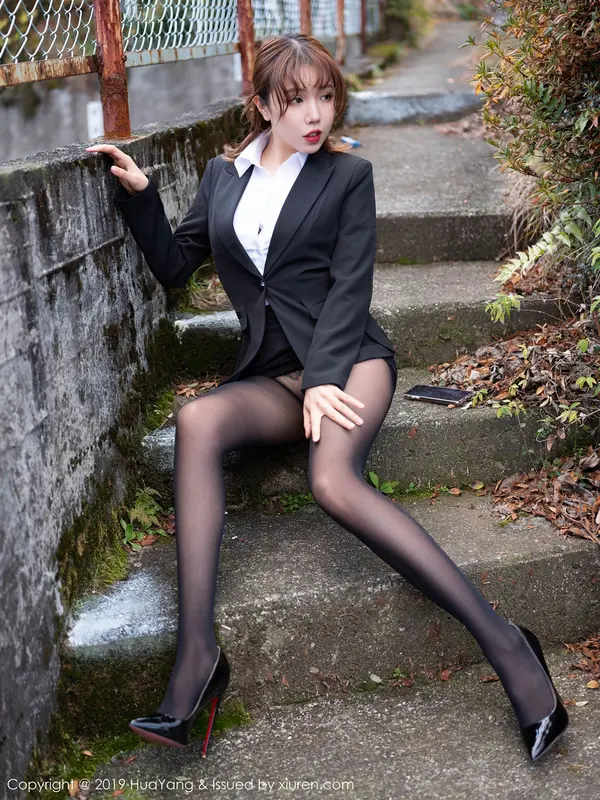 Vol. 0113 黄楽然(45P)