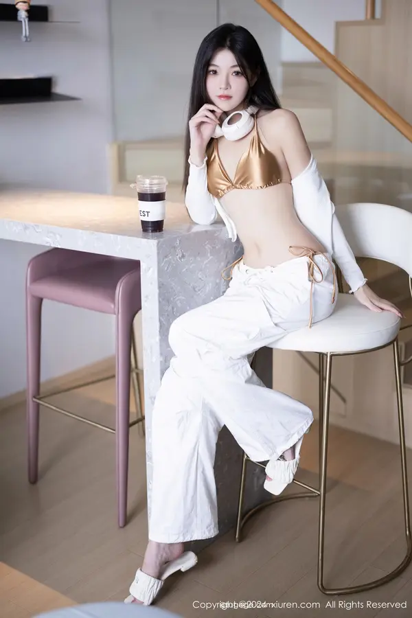 Vol. 09262 初梦瑶(84P)