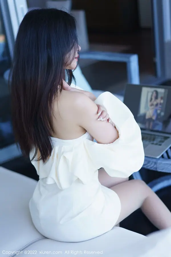 Vol. 06032 laura阿姣(93P)