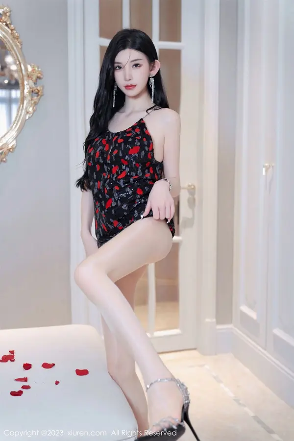 Vol. 06894 周于希Sally(83P)