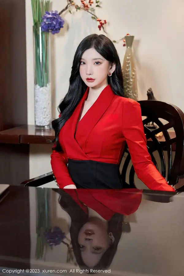 Vol. 06101 周于希Sally(85P)