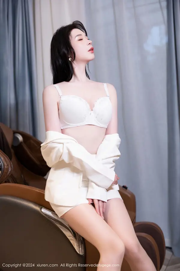 Vol. 09222 梦心玥(81P)