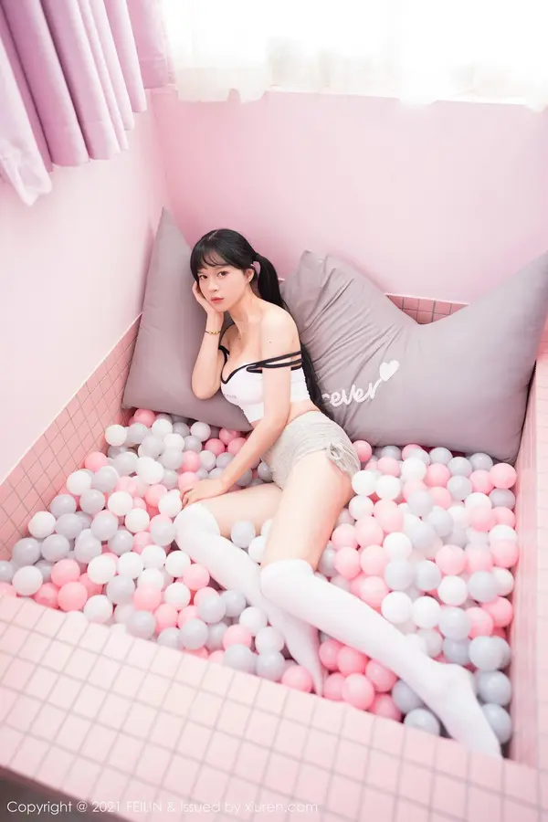 Vol. 0364 桃香子(41P)