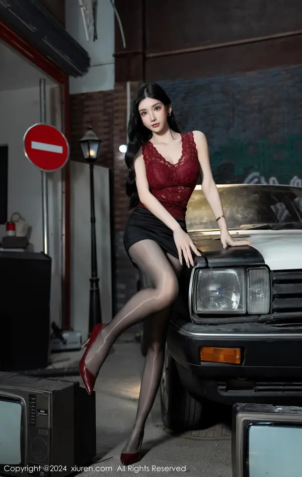 Vol. 07993 周于希Sally(94P)