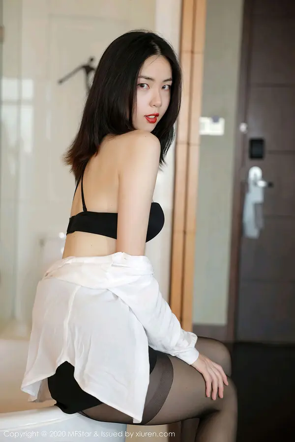 Vol. 0371 噜噜妞儿(57P)
