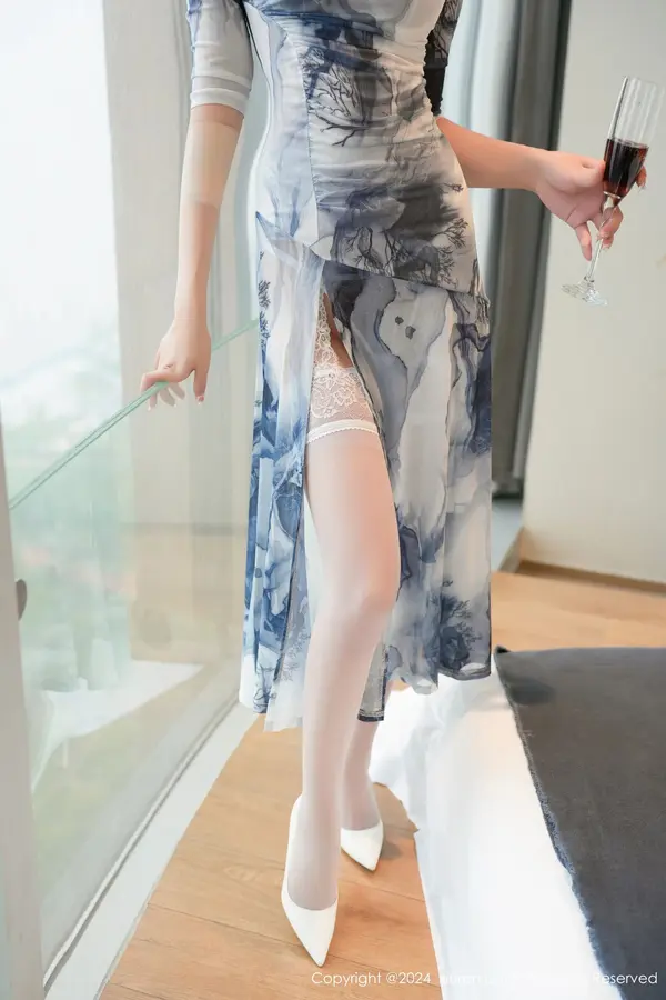 Vol. 08587 Emily尹菲(114P)