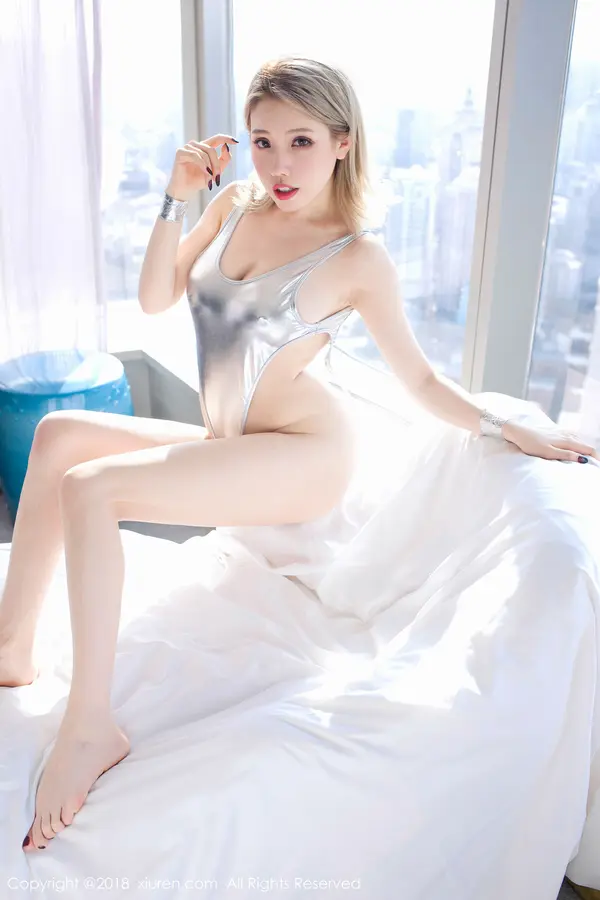 Vol. 01081 黄楽然(46P)