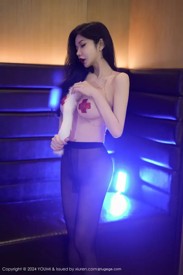 Vol. 1102 心妍小公主(70P)