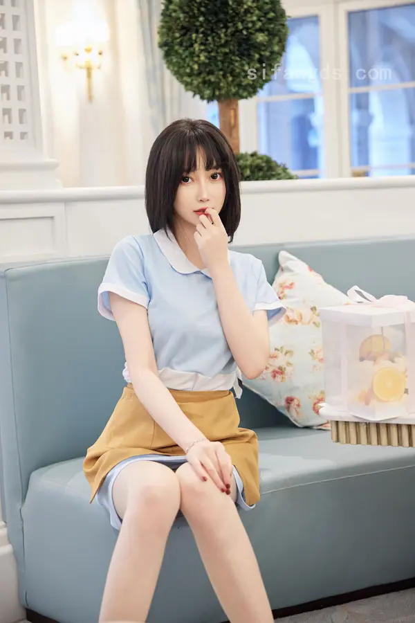 玥儿玥er《私购流出》(82P + 4V)