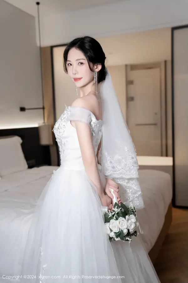 Vol. 08998 利世(101P)