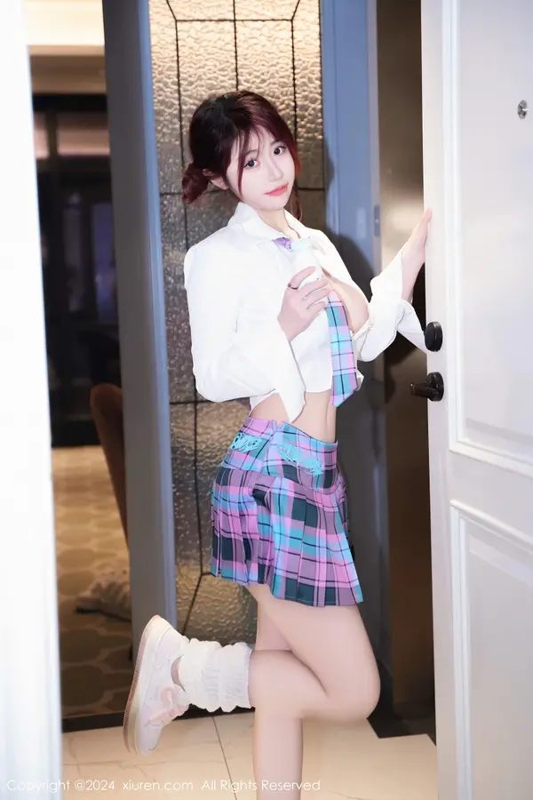 Vol. 08015 美七Mia(76P)