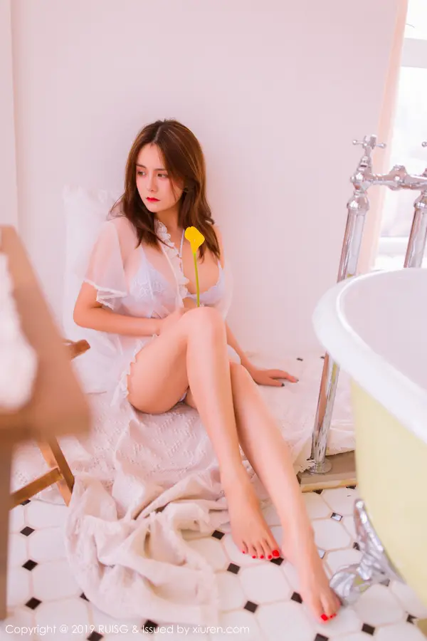 Vol. 0082 Daisy琳琳(49P)