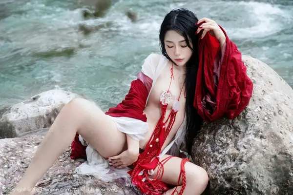 Vol. 07295 严利娅Yuliya(90P)