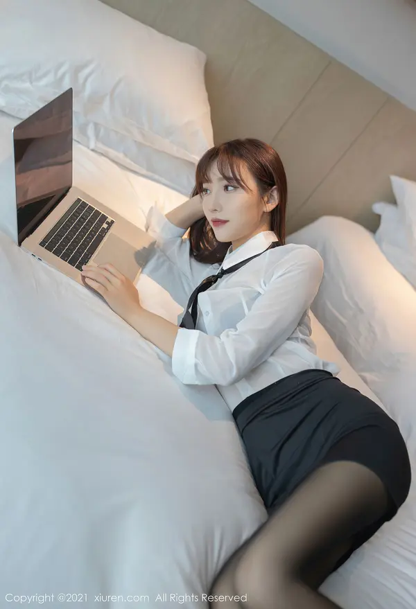 Vol. 03705 陆萱萱(84P)