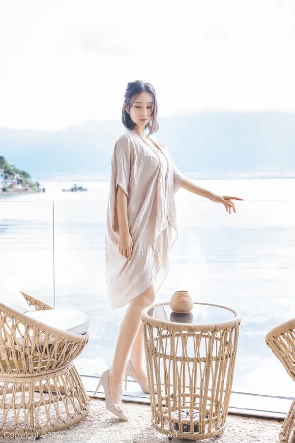 Vol. 02426 蓝夏Akasha(47P)