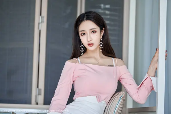 Vol. 01944 Betty林子欣(71P)