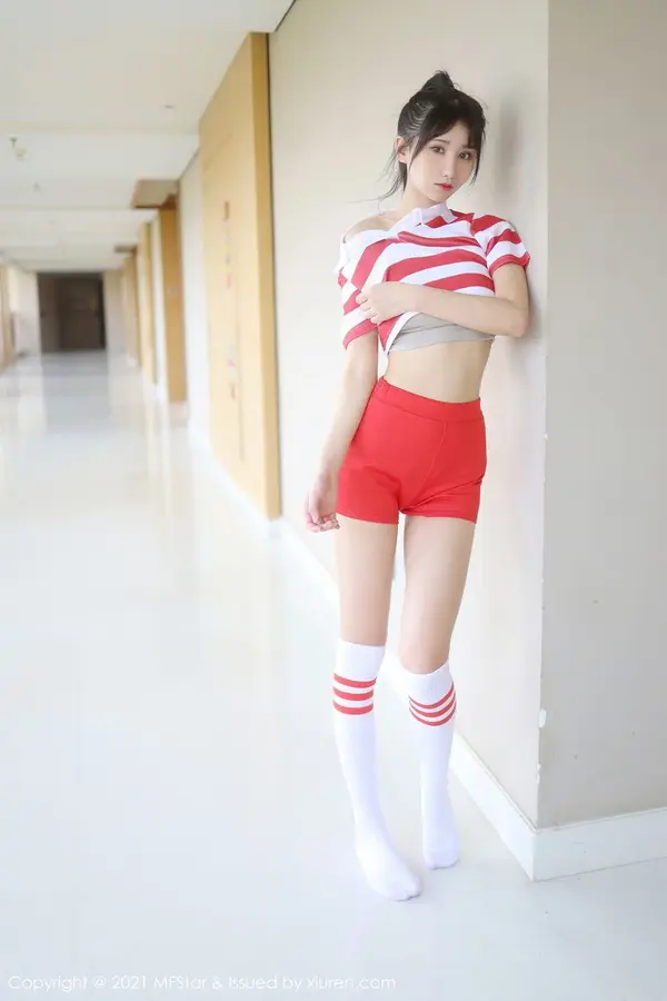 Vol. 0489 小果冻儿(49P)