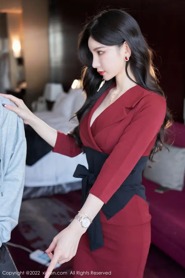 Vol. 04877 周于希Sally(77P)