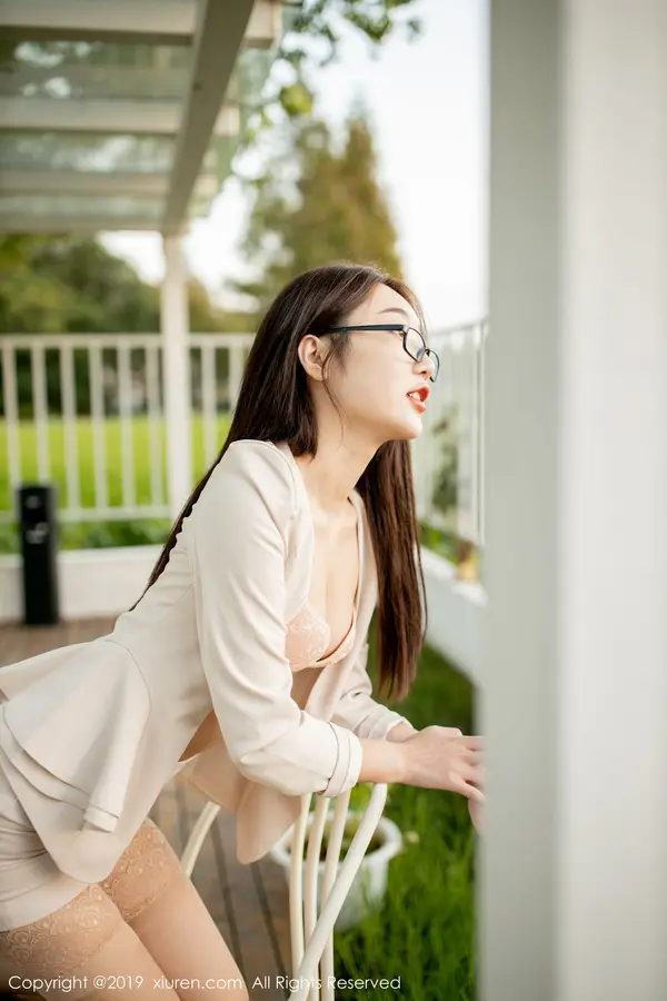 Vol. 01700 小九月(64P)
