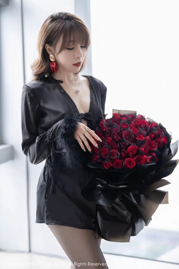 Vol. 04205 芝芝(85P)