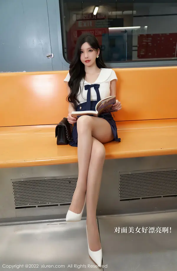 Vol. 04979 周于希Sally(81P)