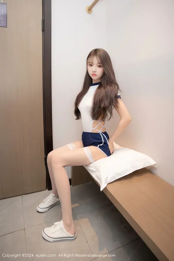 Vol. 09654 羊大衣(44P)