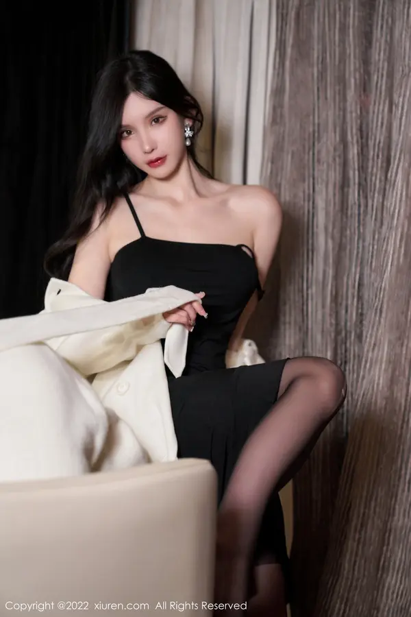 Vol. 04594 周于希Sally(71P)