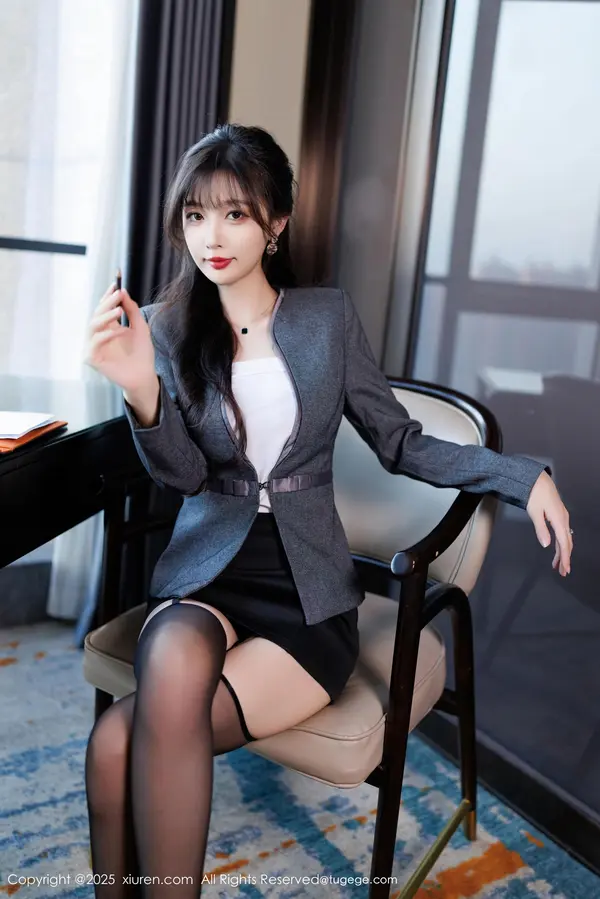 Vol. 09957 樱桃小阑子(86P)