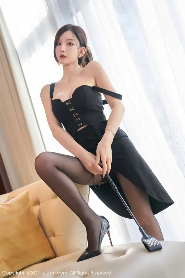 Vol. 04327 周于希(81P)