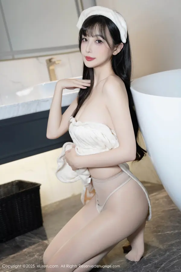 Vol. 10005 樱桃小阑子(88P)