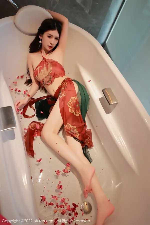 Vol. 05682 hebe韩心雨(64P)