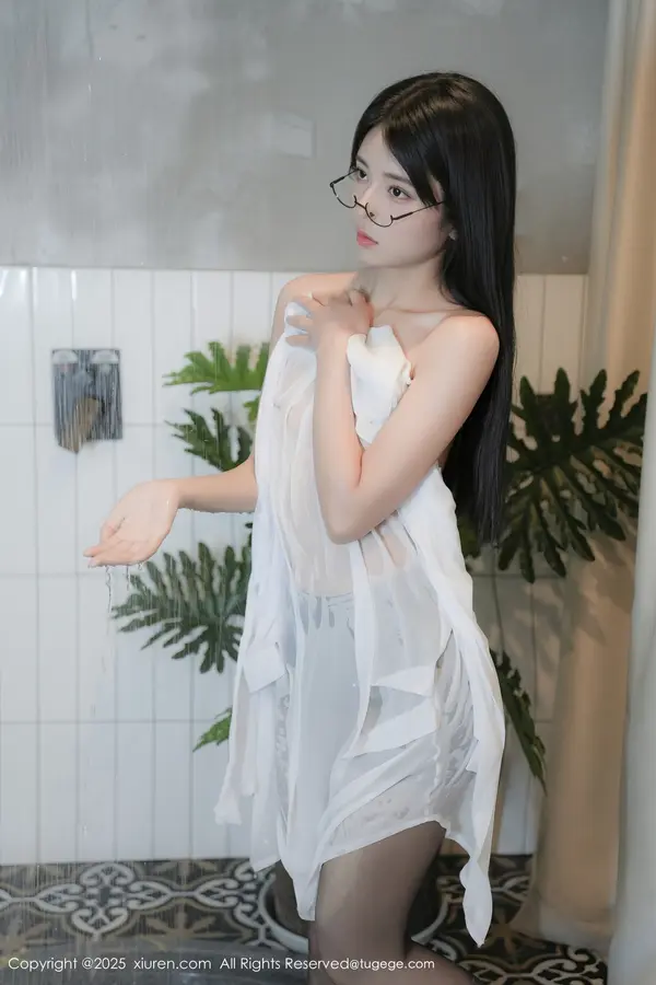 Vol. 10601 美少女@(52P)