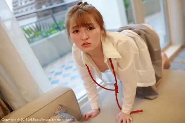 Vol. 0098 伊小七MoMo(48P)