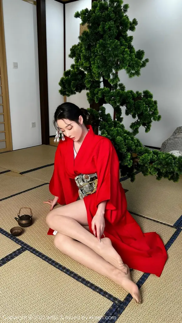Vol. 0669 逗逗doudou(31P)