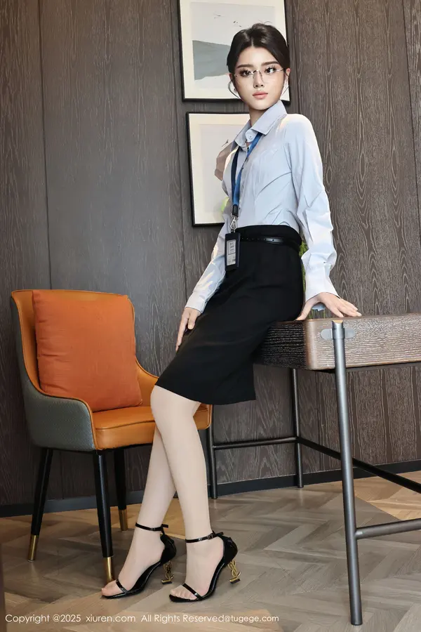 Vol. 10674 糯梨子(61P)