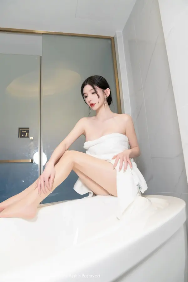 Vol. 08136 周于希Sally(92P)