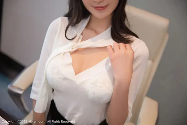 Vol. 05705 熊小诺(76P)