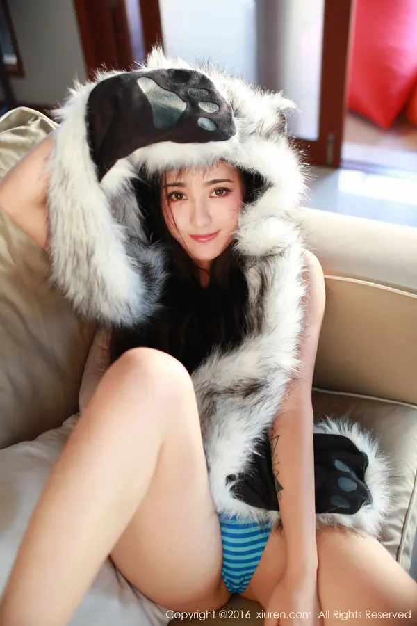 Vol. 00487 Manuela玛鲁娜(44P)